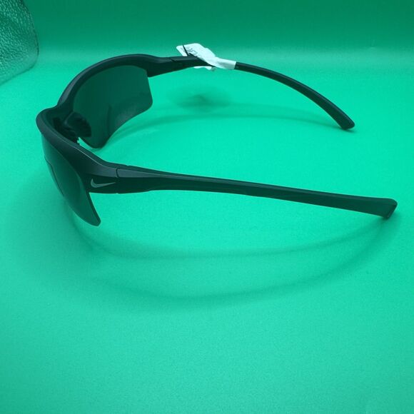 Nike Skylon Rise Sunglasses Matte Black IB3520X NWT $79Retail - Picture 7 of 9